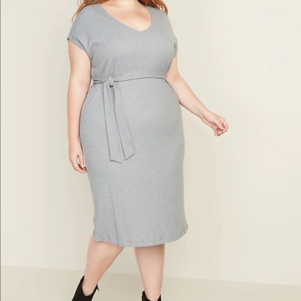 NWT Old Navy Tie-Waist Rib-Knit Midi Dress